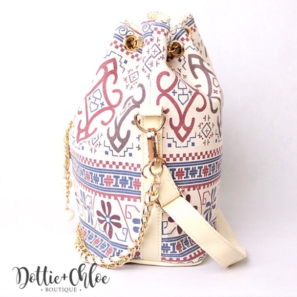Tribal Print Bucket Tote Bag - Picture 2 of 4