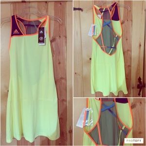 🎾Adidas Tennis dress w/matching sports bra!🎾