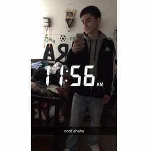 Meet your Posher, Axel