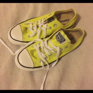 Converse neon size 7
