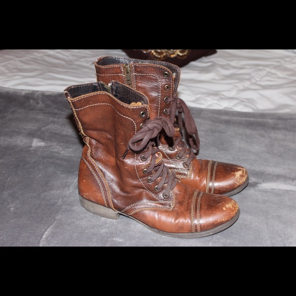 Steve Madden brown "troopa" combat boots