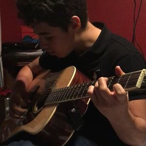 Meet your Posher, Cesar