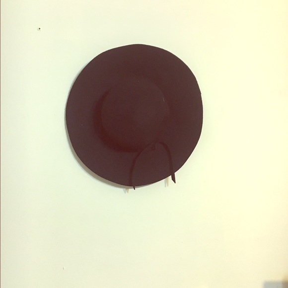 Floppy hat