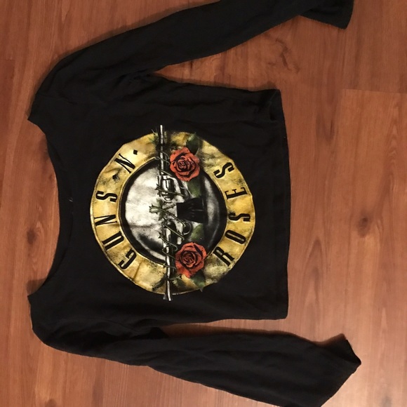 Guns and Roses crop top tee