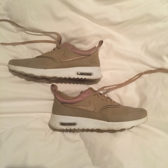 Nike Air Max Thea Premium Desert Camo EUC Size 7.5 - Picture 2 of 4