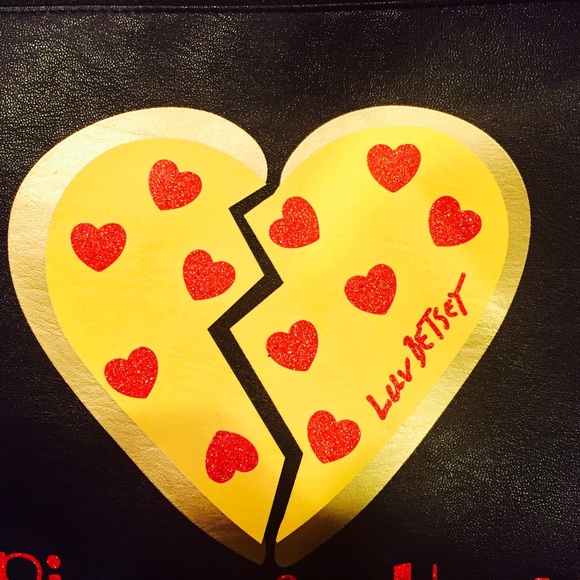 Betsey Johnson Pizza My Heart Tech Bag Dangle - Picture 2 of 4