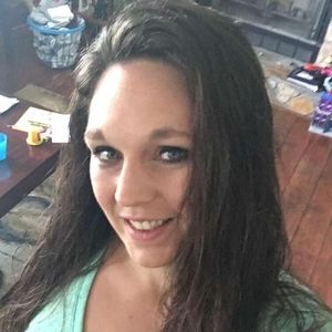 Meet your Posher, Stefanie