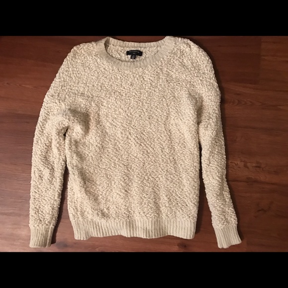 White knit top