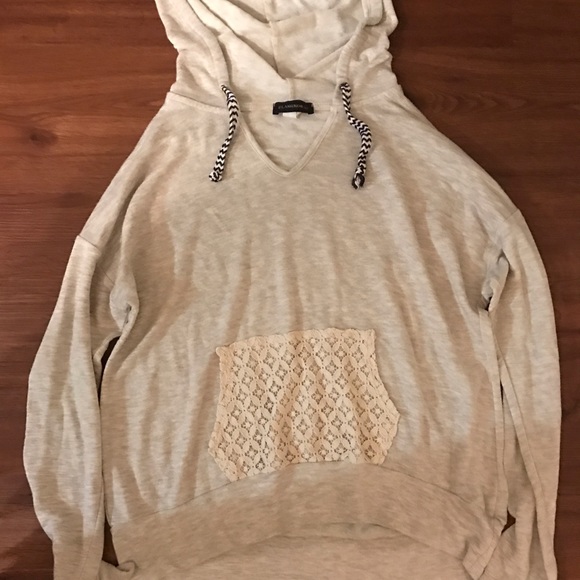 Tan hoodie with lace pocket