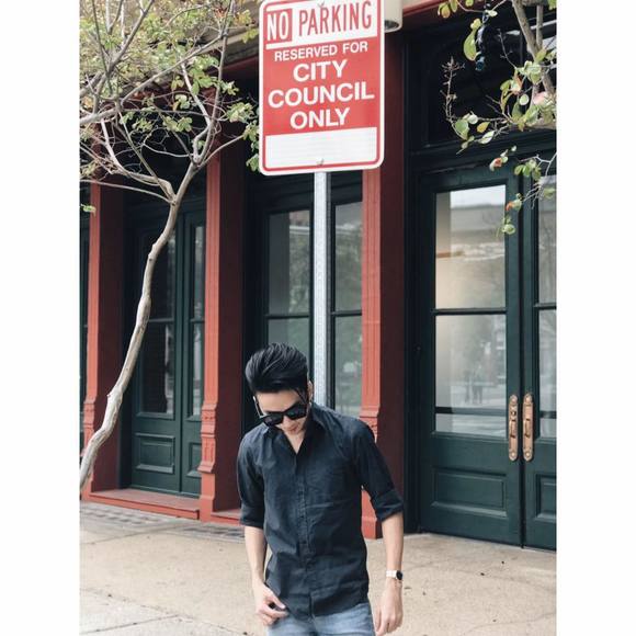 Meet your Posher, Đông minh - Picture 1 of 1