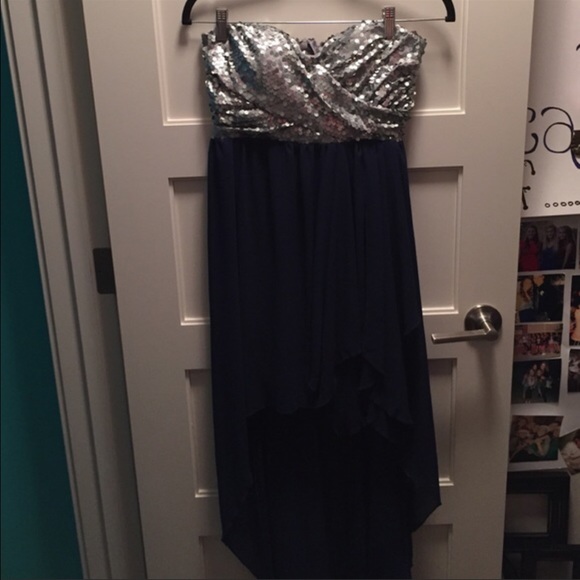 Blue dress