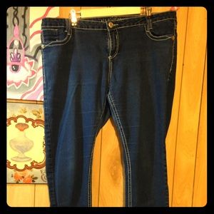 LAST CHANCE Almost Famous Dark Wash Skinny Jeans