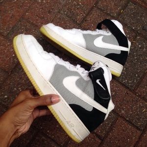 CLASSIC NIKE AIR FORCE 1 MID '07 MENS [AF-1 '82]