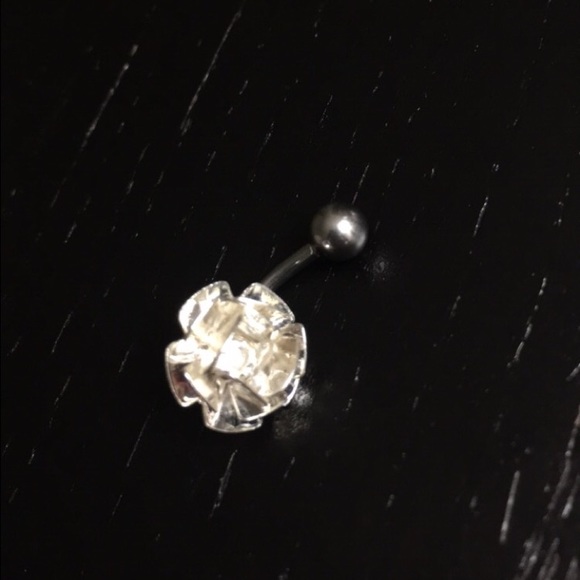 belly button ring