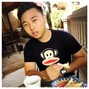 Meet your Posher, Yi