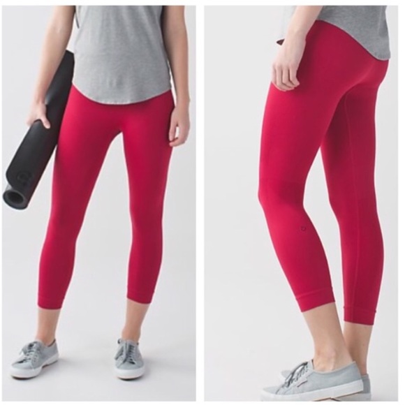 Lululemon zone in crop red size 4