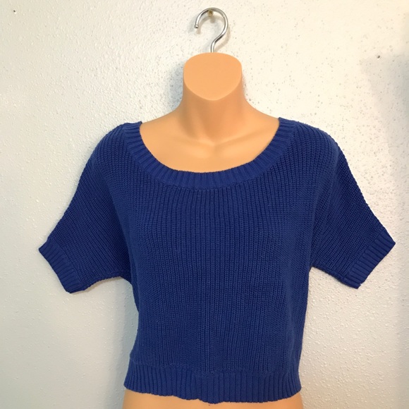 Crop blue sweater