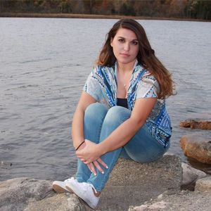 Meet your Posher, Becca