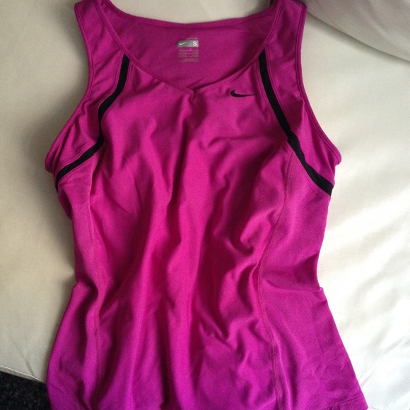 NIKE WOMEN'S Dri-FIT SPORTS BRA TANK TOP LIKE NEW