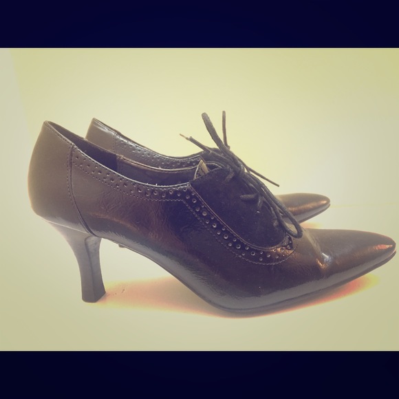 Oxford Heels
