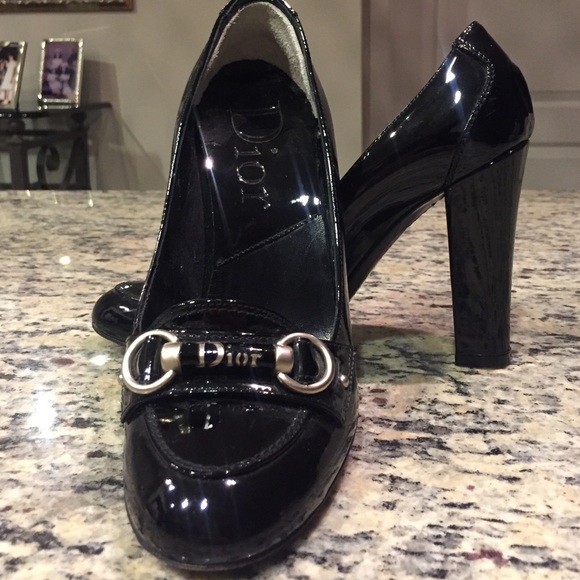 Patent leather classic Dior pumps - Picture 2 of 4