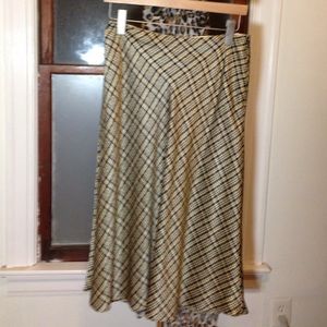 Brooks Brothers silk patterned skirt 👛