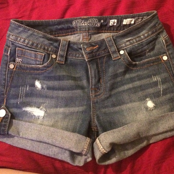 Miss me mid rise shorts