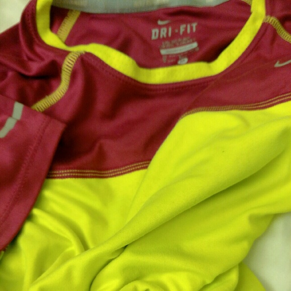 Nike Dri-FIT Running Tee - Picture 1 of 2