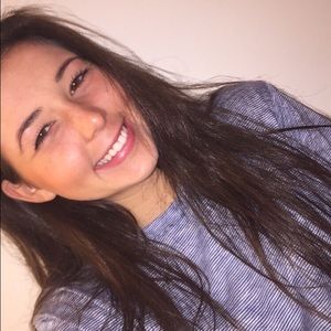 Meet your Posher, Abigail