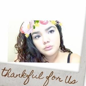 Meet your Posher, Raquel