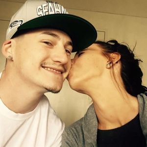 Meet your Posher, Cameron