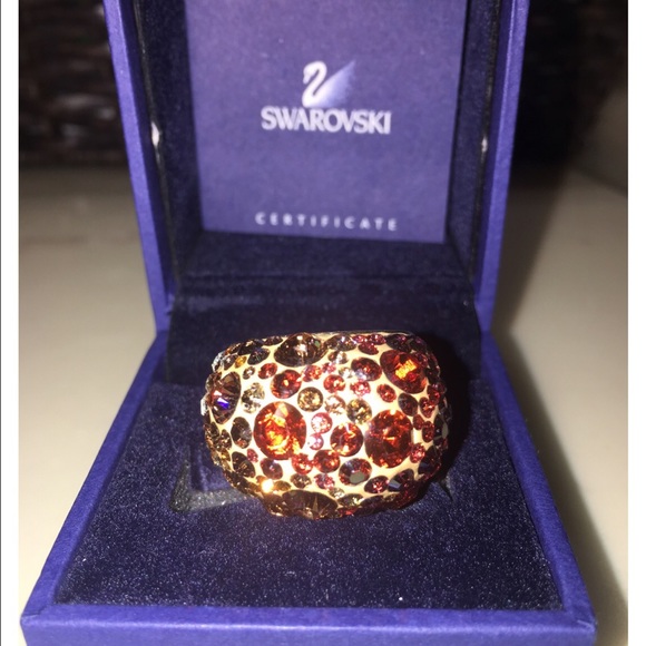 Swarovski Chic Ring