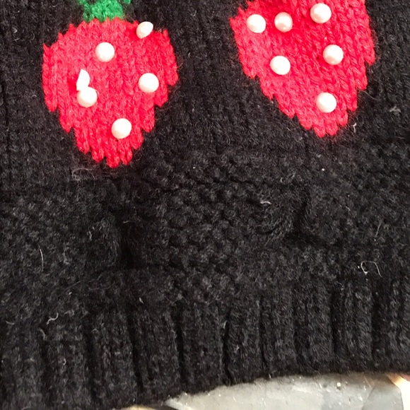 Cutest beanie ever with strawberries and pearls - Picture 3 of 3