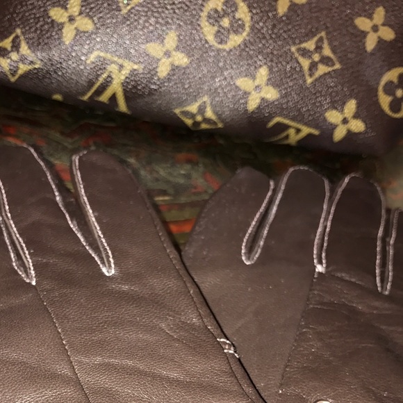 (NWT) LEATHER whip stitched leather gloves  lined - Picture 2 of 3