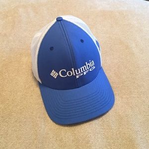 Columbia PFG hat