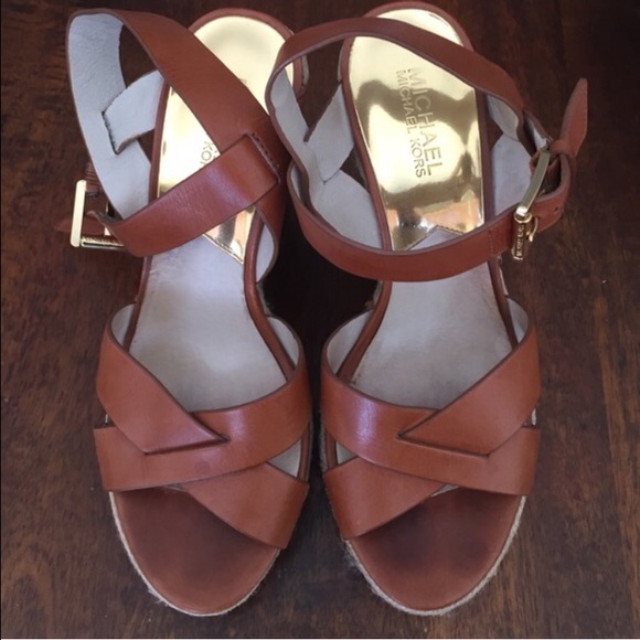 tan micheal kors wedges