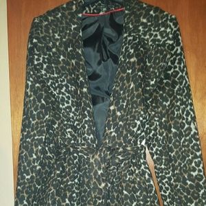 FINAL PRICE NEW Beautiful Leopard print wool coat