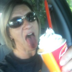 Meet your Posher, Tracy