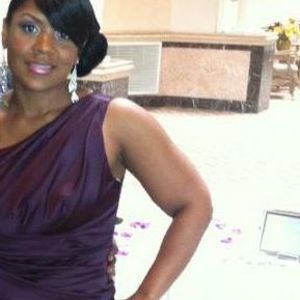 Meet your Posher, Cynthia