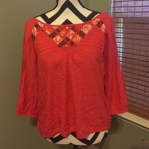 American Eagle pinkish red lace top
