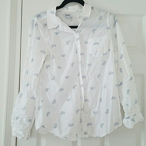 Long sleeve button up shirt with bicycle details.