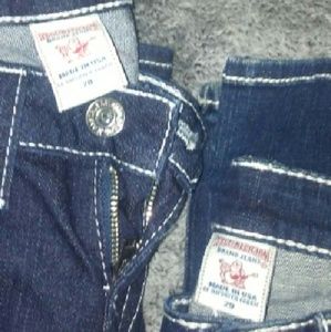 2 pairs of true realigns