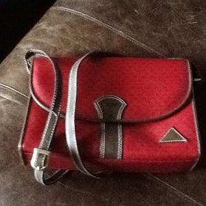 🍷7x10 NWOT deep redwine Liz Claiborn  NWOT