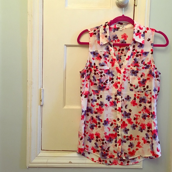 Sleeveless floral portofino shirt