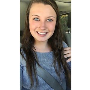 Meet your Posher, Brittney