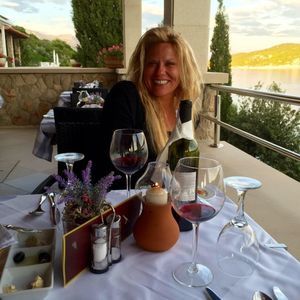 Meet your Posher, Roberta