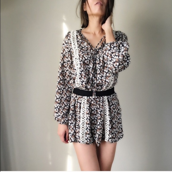 Bohemian luxe flowy dress w crocheted detailin - Picture 4 of 4