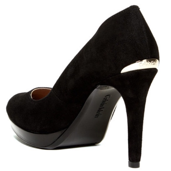 SOLD Calvin Klein Sz 10 Black Suede Platform Pumps - Picture 2 of 4