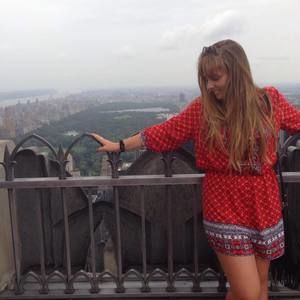 Meet your Posher, Claudia