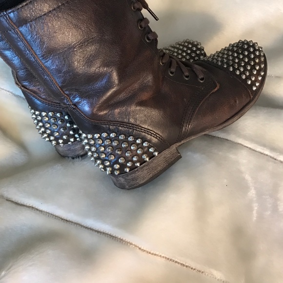 Combat boots ! - Picture 3 of 4